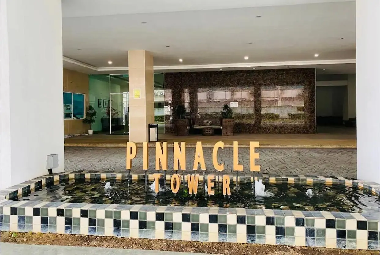 Pinnacle Tower 7Pax-3&1 Wifi-Game Smarttv 3 Mins To Ciq Johor Bahru Apartment